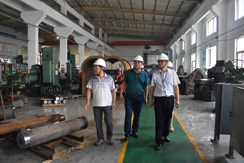 KaiFeng Carbon Co., Ltd. China PingMei ShenMa Group Leaders Visit Our Company