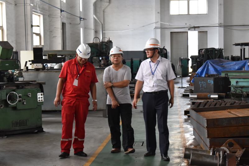 China Carbon Industry Association Members of The Sixth Session Third General Assembly Visit Our Company