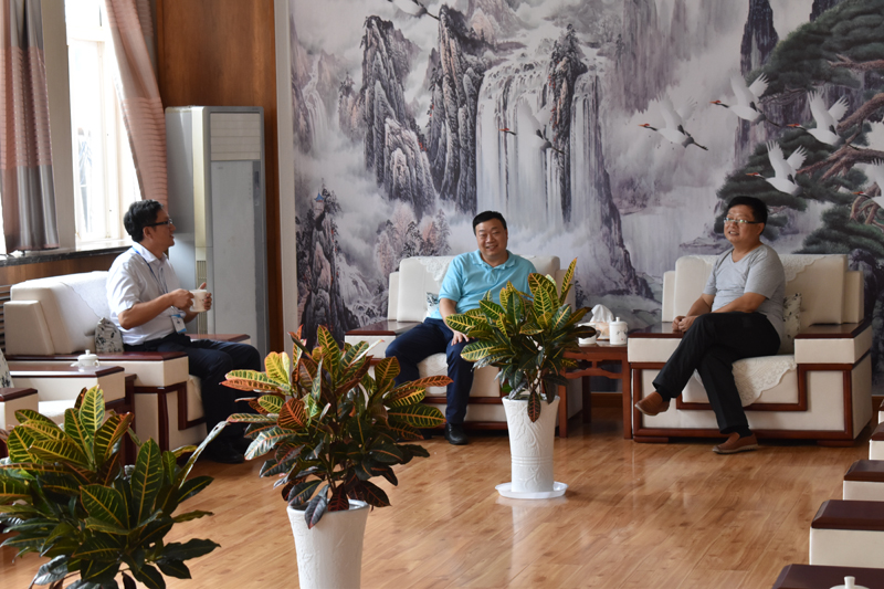 China Carbon Industry Association Members of The Sixth Session Third General Assembly Visit Our Company