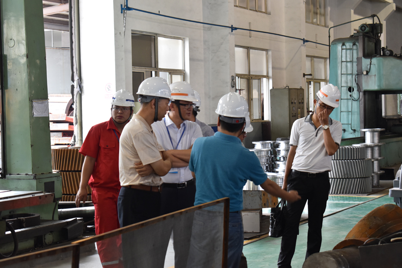 China Carbon Industry Association Members of The Sixth Session Third General Assembly Visit Our Company