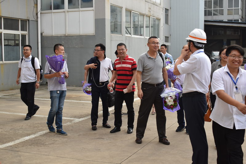 China Carbon Industry Association Members of The Sixth Session Third General Assembly Visit Our Company