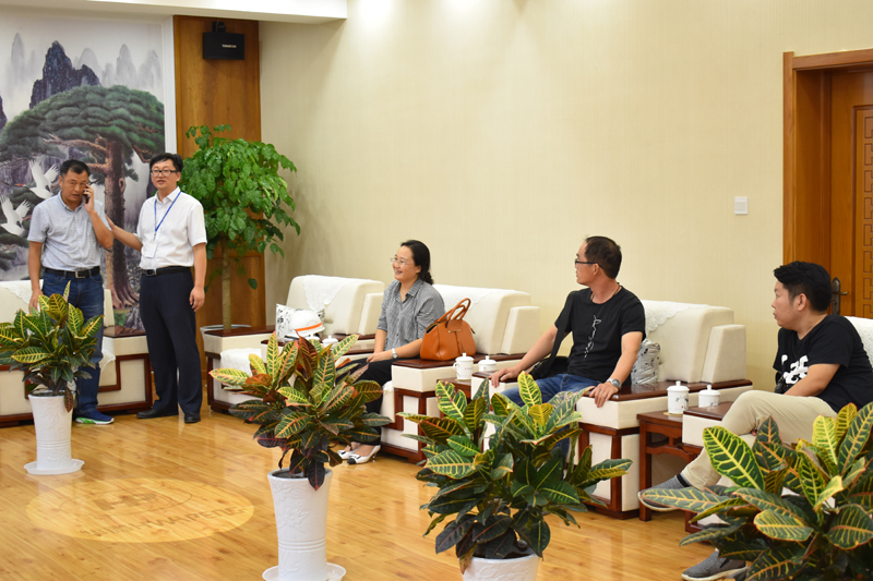 China Carbon Industry Association Members of The Sixth Session Third General Assembly Visit Our Company