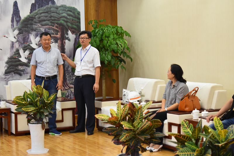 China Carbon Industry Association Members of The Sixth Session Third General Assembly Visit Our Company