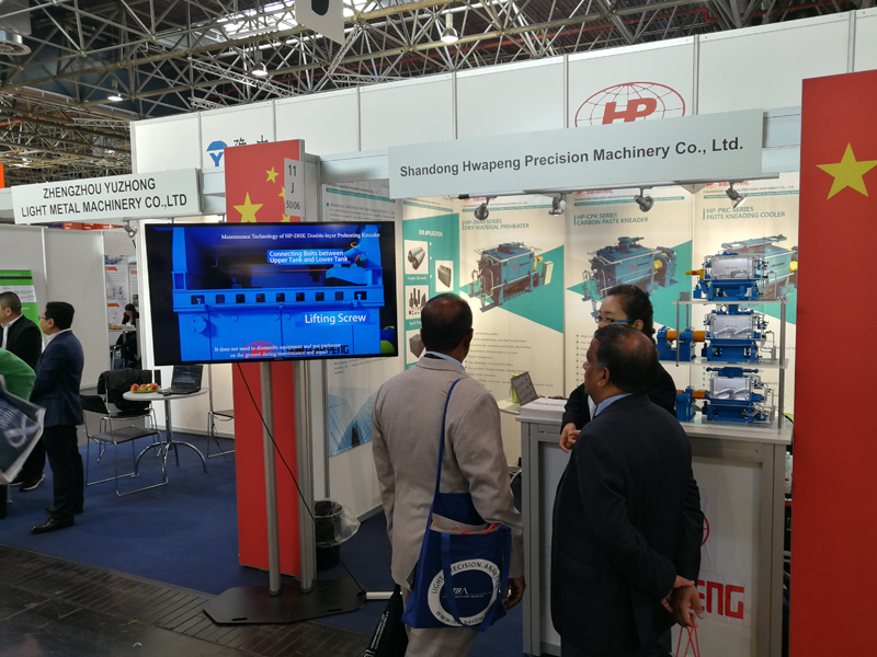 Hwapeng Attends Aluminum Exhibition in Dusseldorf German