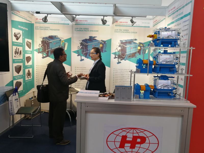 Hwapeng Attends Aluminum Exhibition in Dusseldorf German